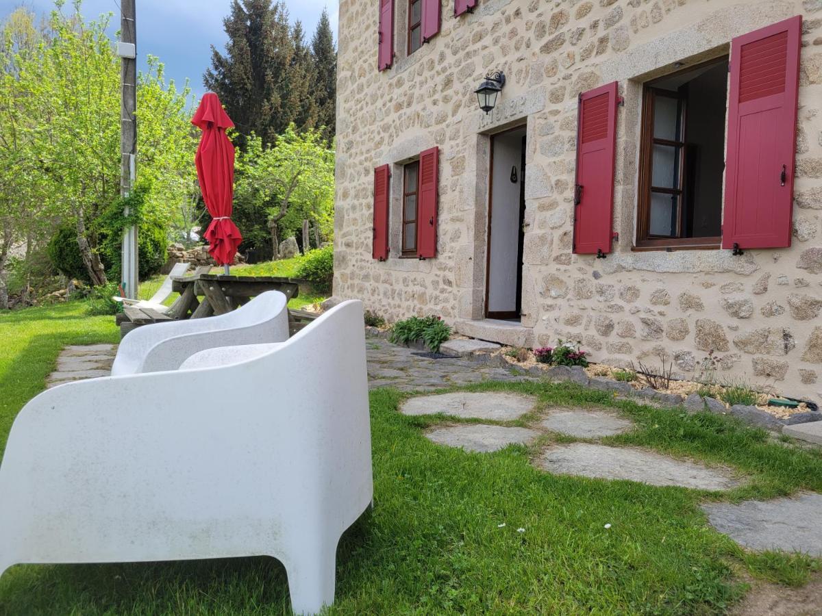 Se Reconnecter A La Nature Au Gite 3 Etoiles De Montager A Saint Andre De Chalencon Eksteriør billede